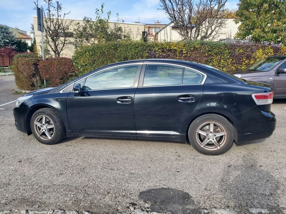 Toyota Avensis Auto z salonu pierwszy właściciel