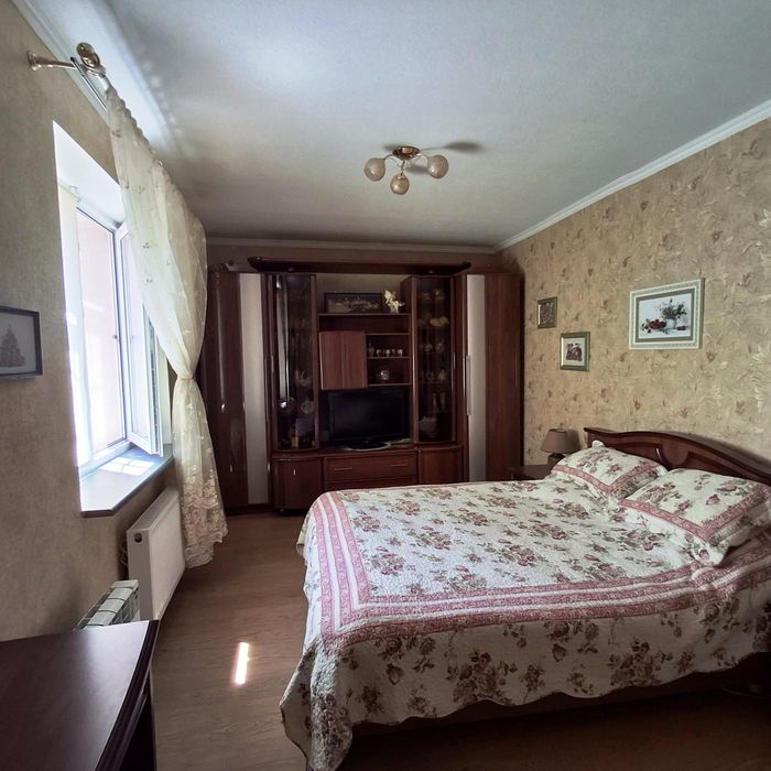 Дом-дача в Подгородном cо своим берегом и баней