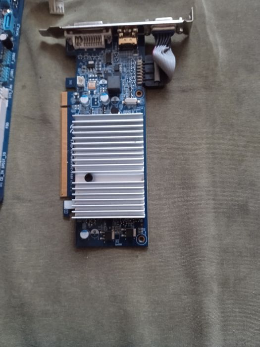 Płyta główna Gigabyte DDR3 +procesor+grafika+zasilacz GA-G41MT-ES2L