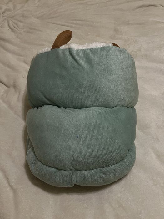 Плюшева лежанка для кошенят