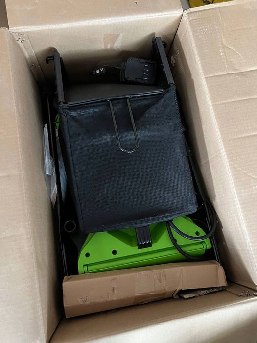 Kosiarka akumulatorowa Greenworks 33 cm GD24LM33K4