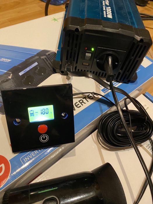 Інвертор Solartronics FS-1000  12V  дисплей окремо