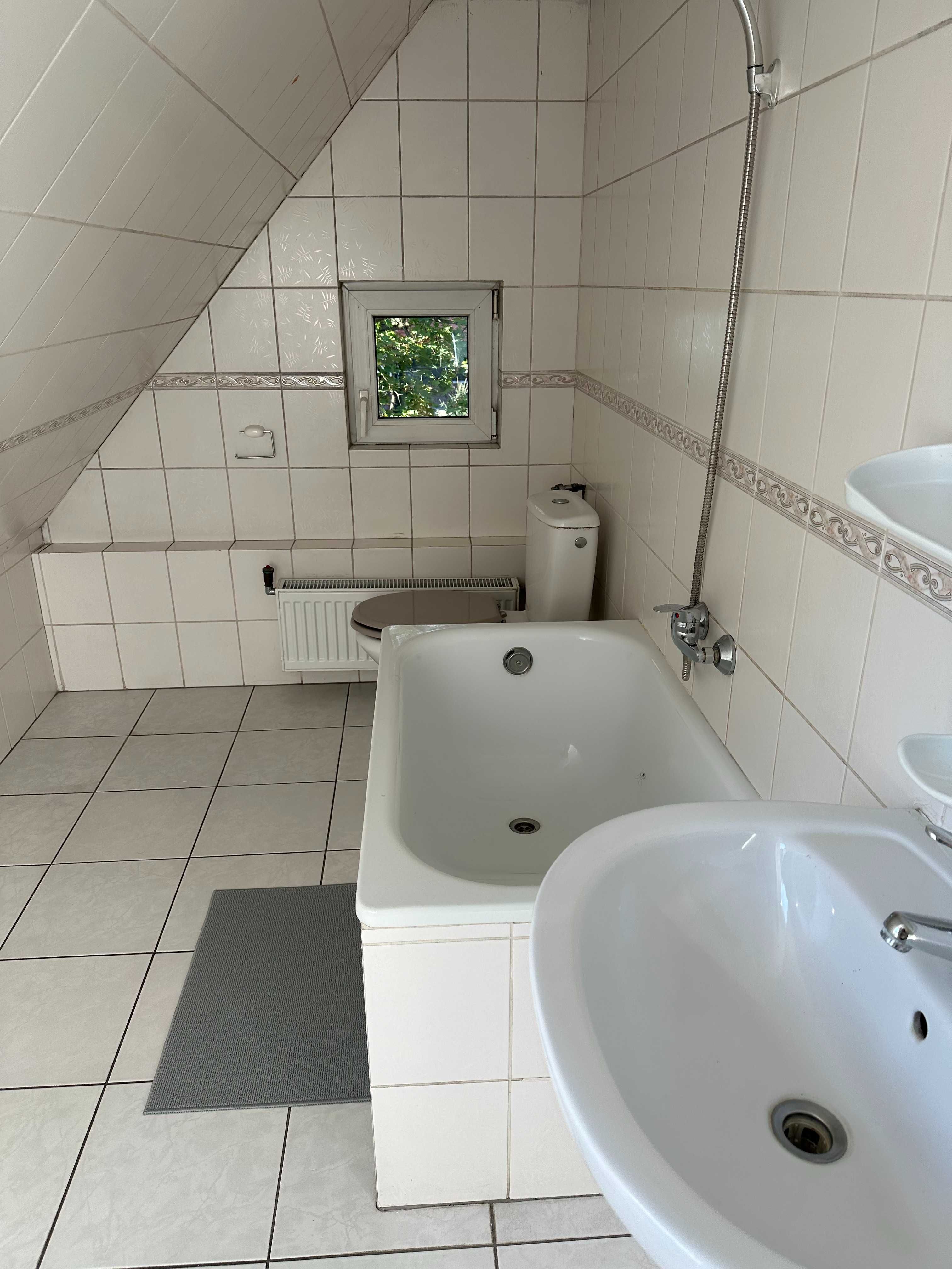 Noclegi, kwatery pracownicze, hostel, pokoje- Dom dla 20 osób