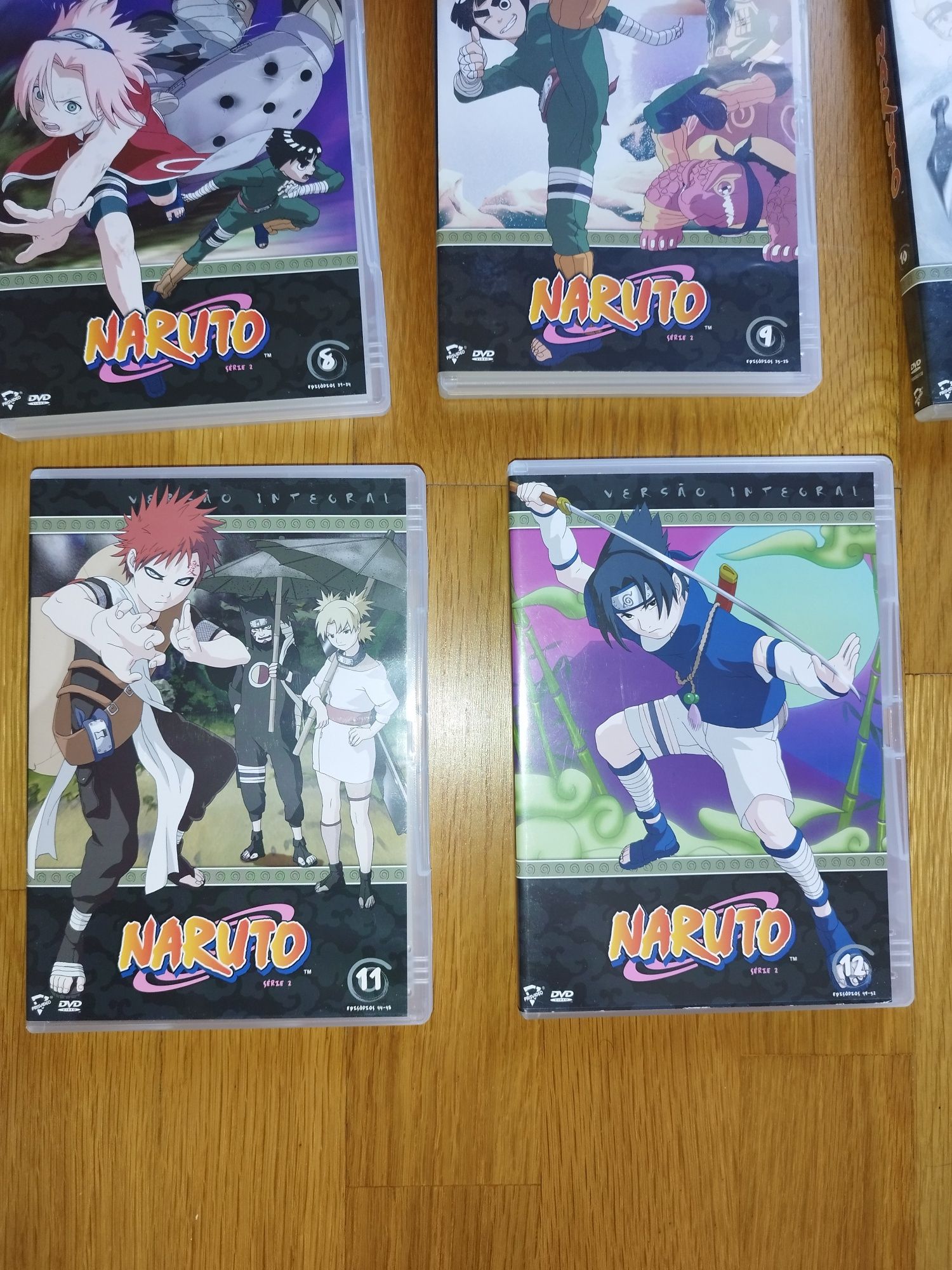 Lote de DVDs do Naruto