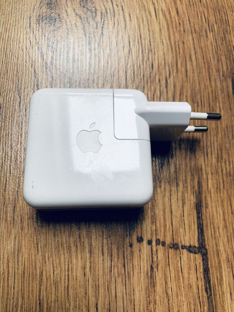 iPod USB power adapter Apple
