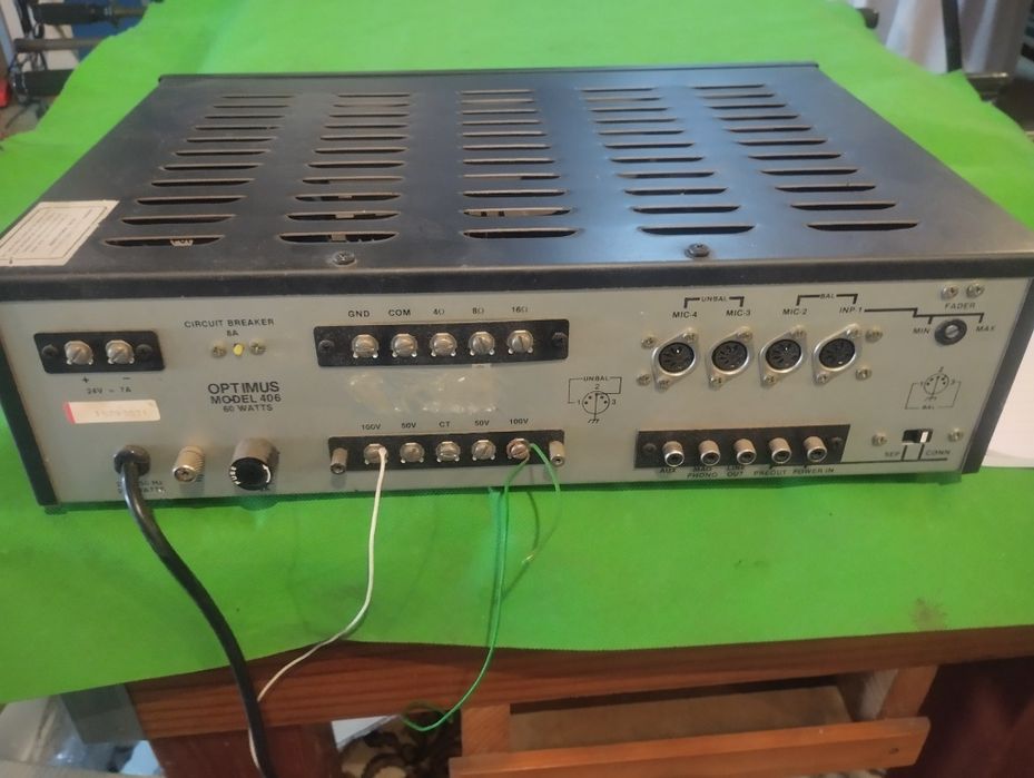 Vendo  Amplificadores em bom estado