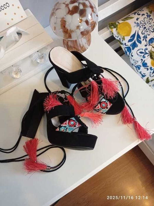 nowe buty damskie na słupku 37