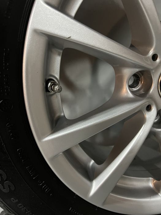 Felgi KOMPLET 5x120 16 cali BMW F20 F30 E46 E90 E87 E91 E47 OPONY