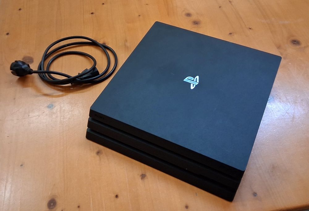 Playstation 4 Pro(ps4) Firmware(12.02) c/disco desbloqueio LER ANÚNCIO