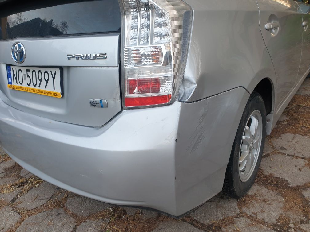 Toyota Prius 2010 r Gaz . 27 000 PLN