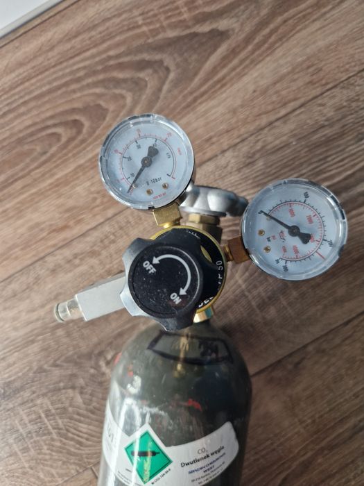Butla Co2 2L z reduktorem