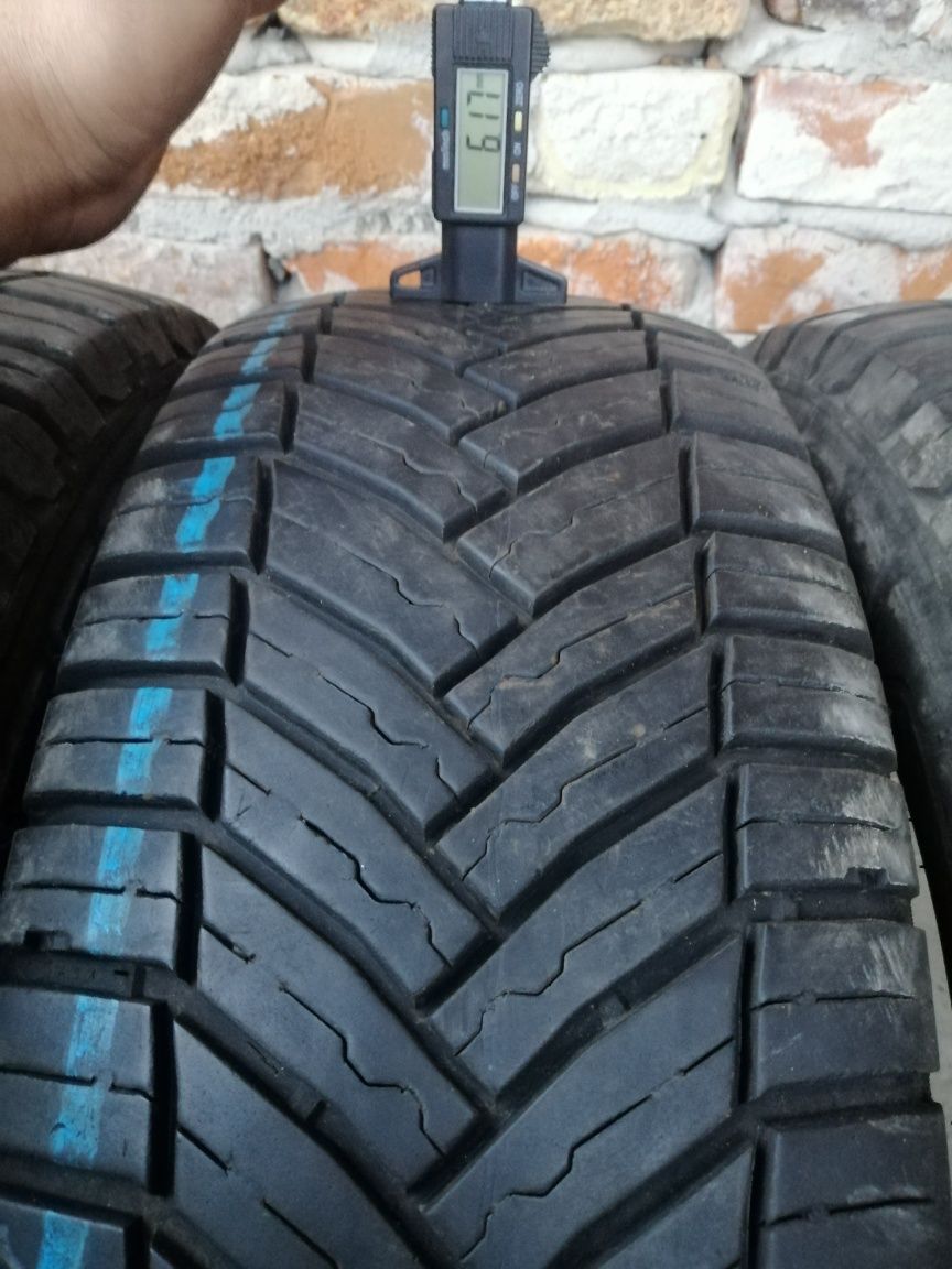 Шини MIchelin Agilis Cross Climate 215/65R 16C