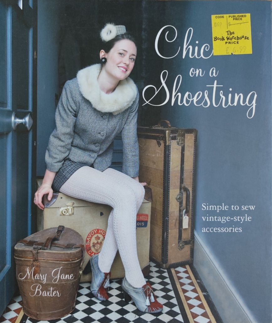 Mary Jane Baxter - Chic On A Shoestring
Chic On A ShoestrinChic On A S