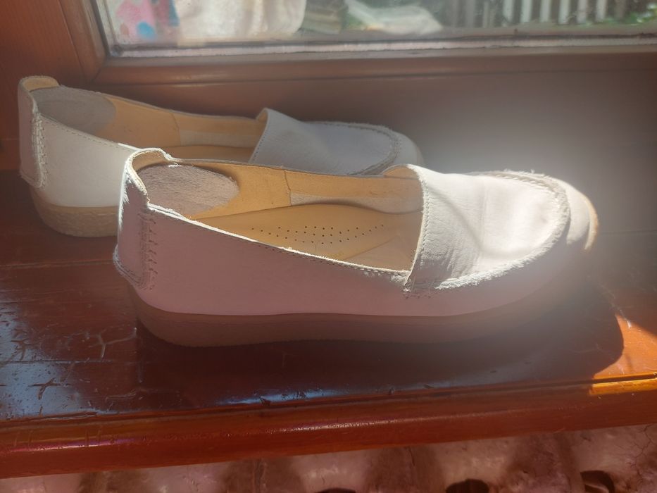 Шкіряні мокасини  Clarks.