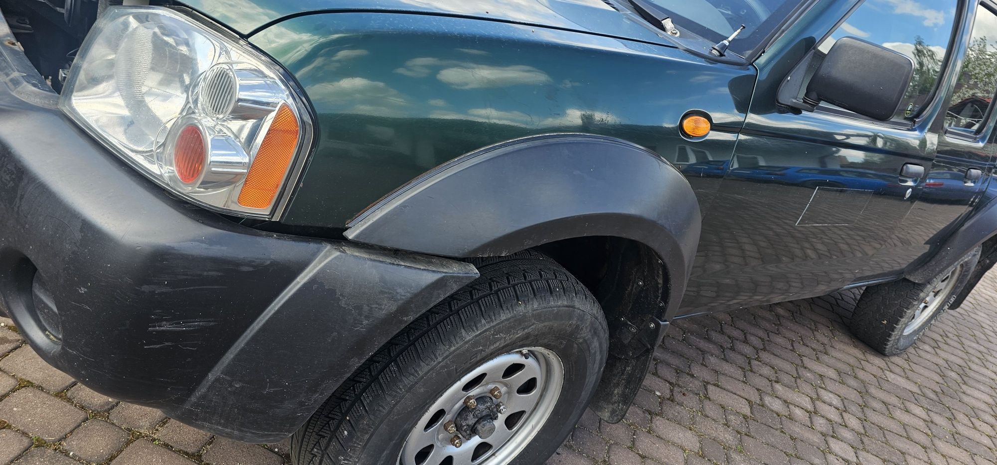 Nissan Navara d22 King Cab np300