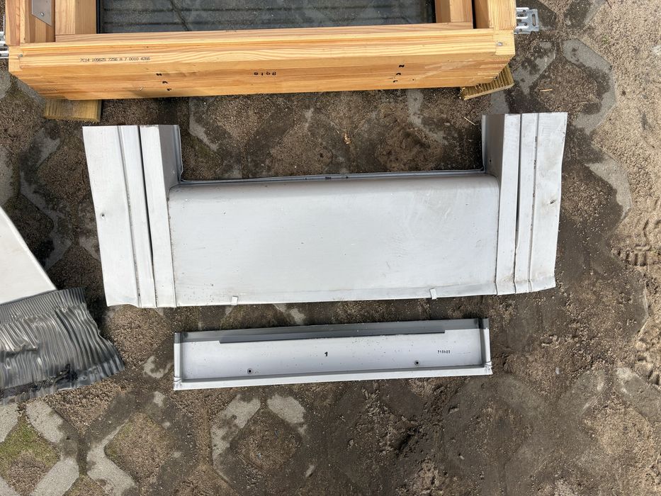 Okno dachowe Fakro 55x78 z demontażu drewniane