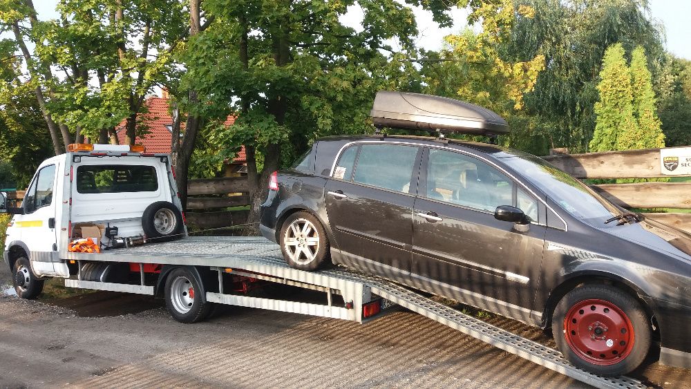 AutolawetaOd 100zł Tanie holowanie Autoholowanie Pomoc drogowa. Laweta