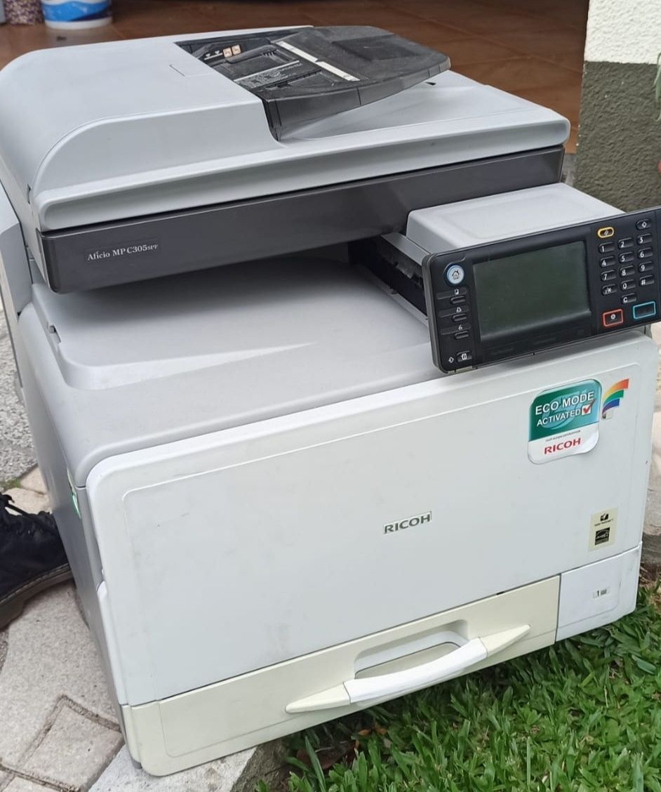 Impressora Ricoh - Aficio MP C305 SPF