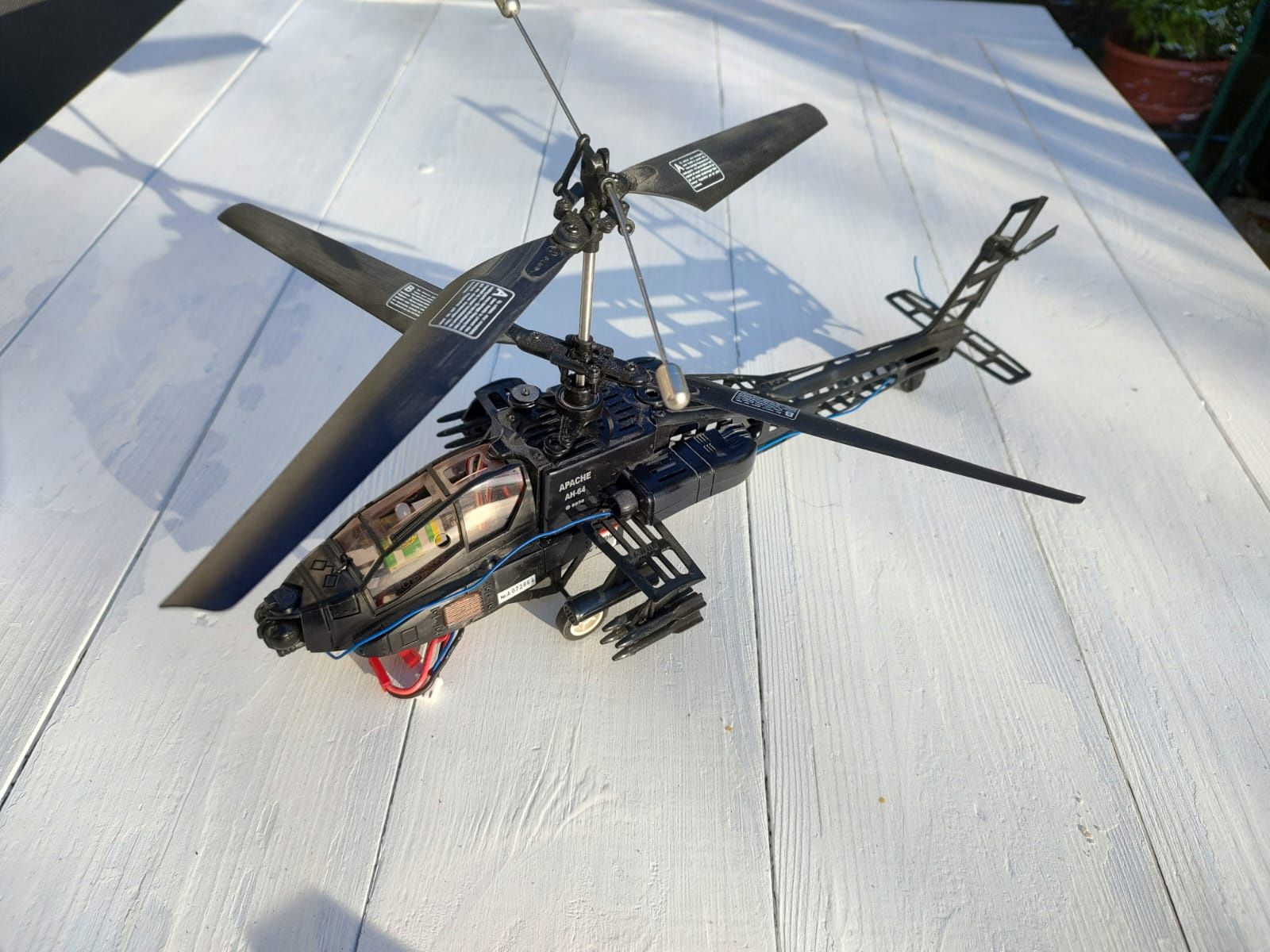 Helikopter lata zabawka dziecko prezent