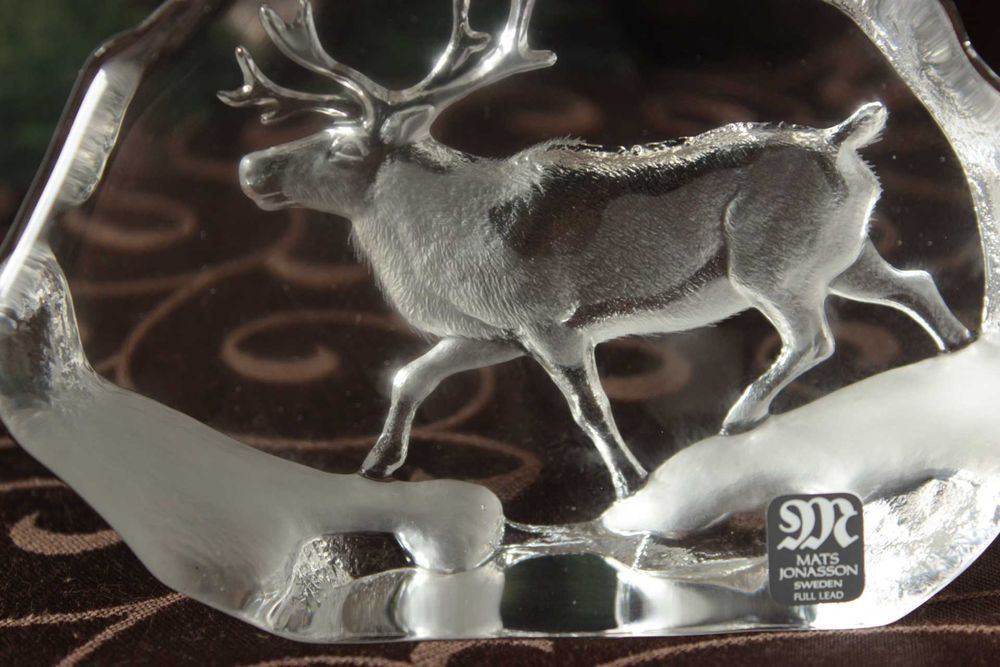 Escultura de Alce em Cristal Mats Jonasson
