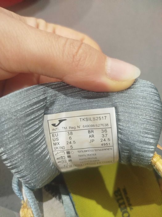 Vendo sapatilhas trail mulher, usadas 1 vez