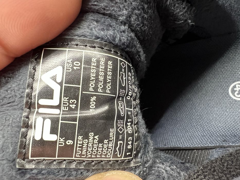 Кросівки чоловічі 43р. Fila