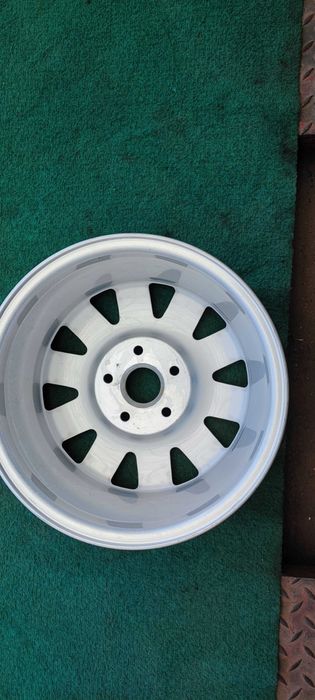 Felga Aluminiowa Audi 5x112 6jx15 ET45  1-szt