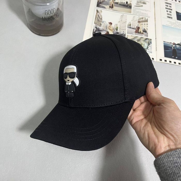 Кепка бейсболка Balenciaga мужская женска блайзер