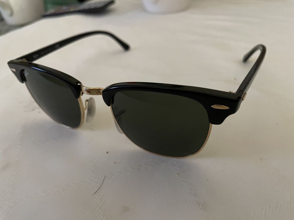 Oculos ray ban em muito bom estado