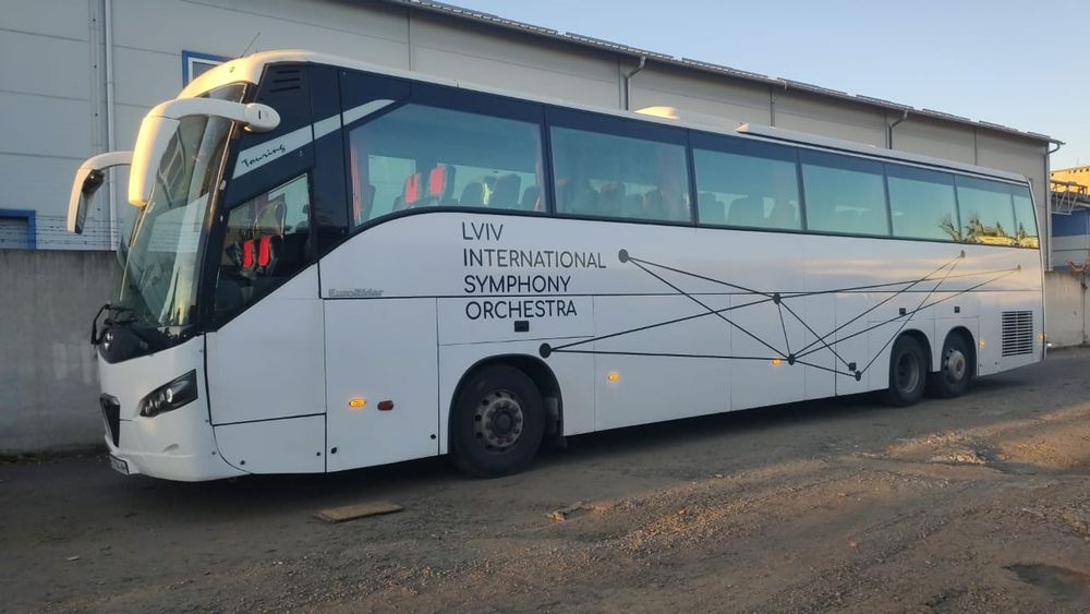 Автобус,пасажирські перевезення