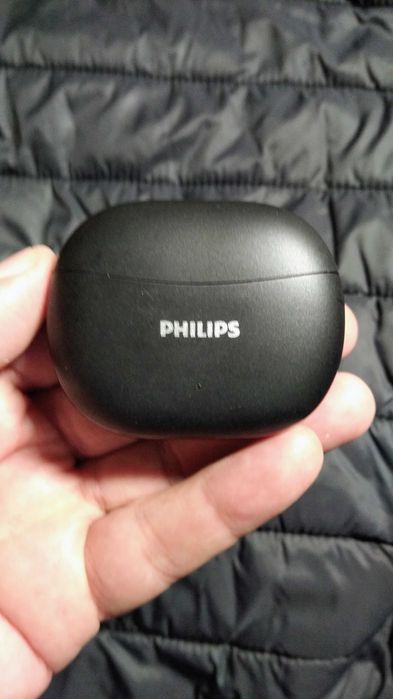 Headphones sem fios bluetooth marca Philips Novos.