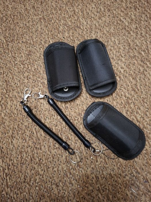 Pokrowce i smycze do ręcznego wykrywacza