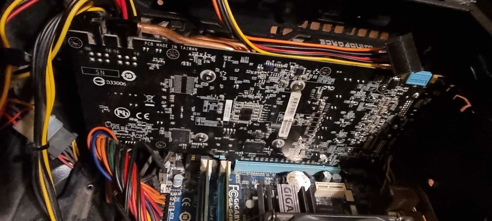 Komputer Geforce GTX 960 - 8GB - Xeon E5450 -Silentium - WD 320GB