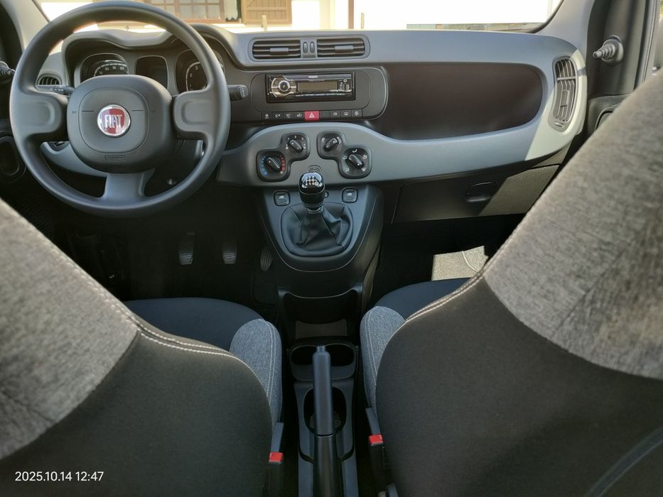 Fiat Panda Hybride como novo