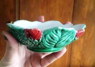 Taça e pires de porcelana Bordalo Pinheiro