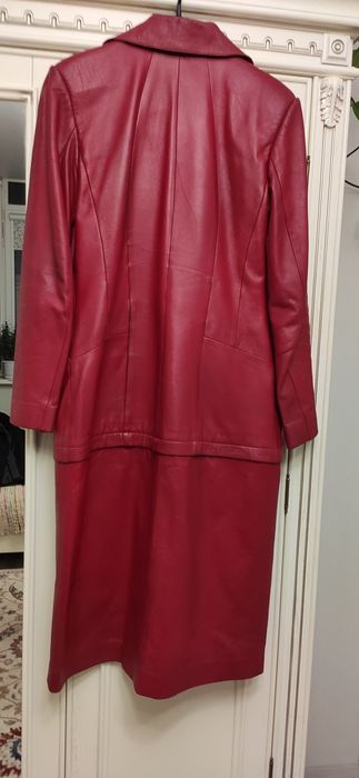 Продам за 550 гр кожаный тренч- куртку