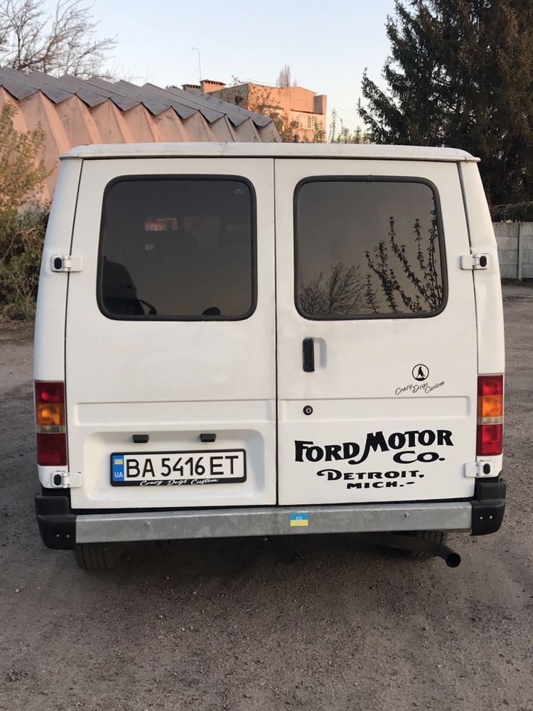 Ford Transit 2,5