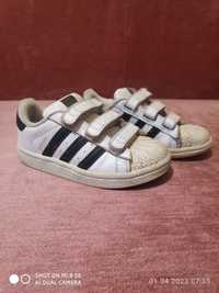 Продам кросівки Adidas