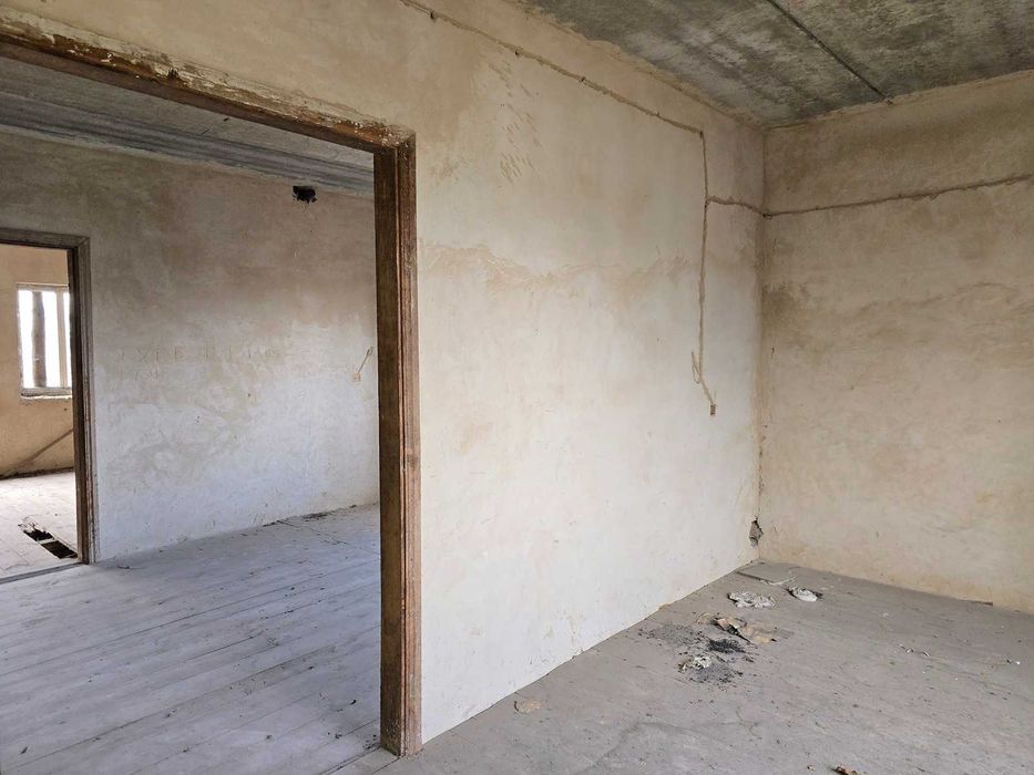 Будинок в с.Двірець + 67 соток землі. (22408512)