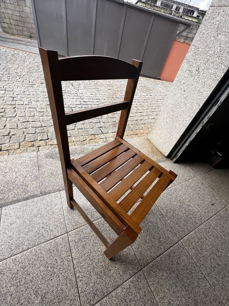 3 cadeiras madeira 25 euros
