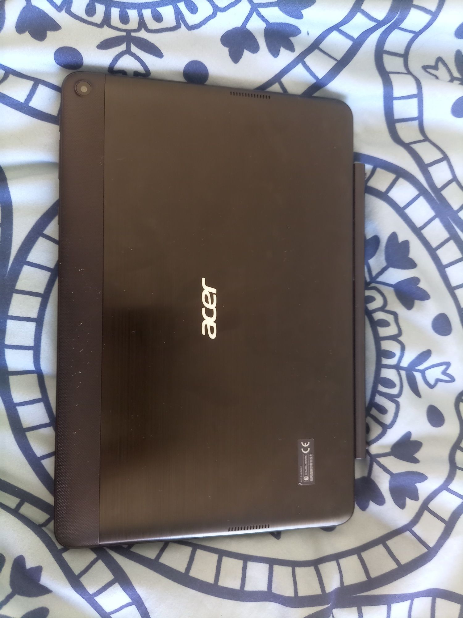 Acer S1003 portátil híbrido