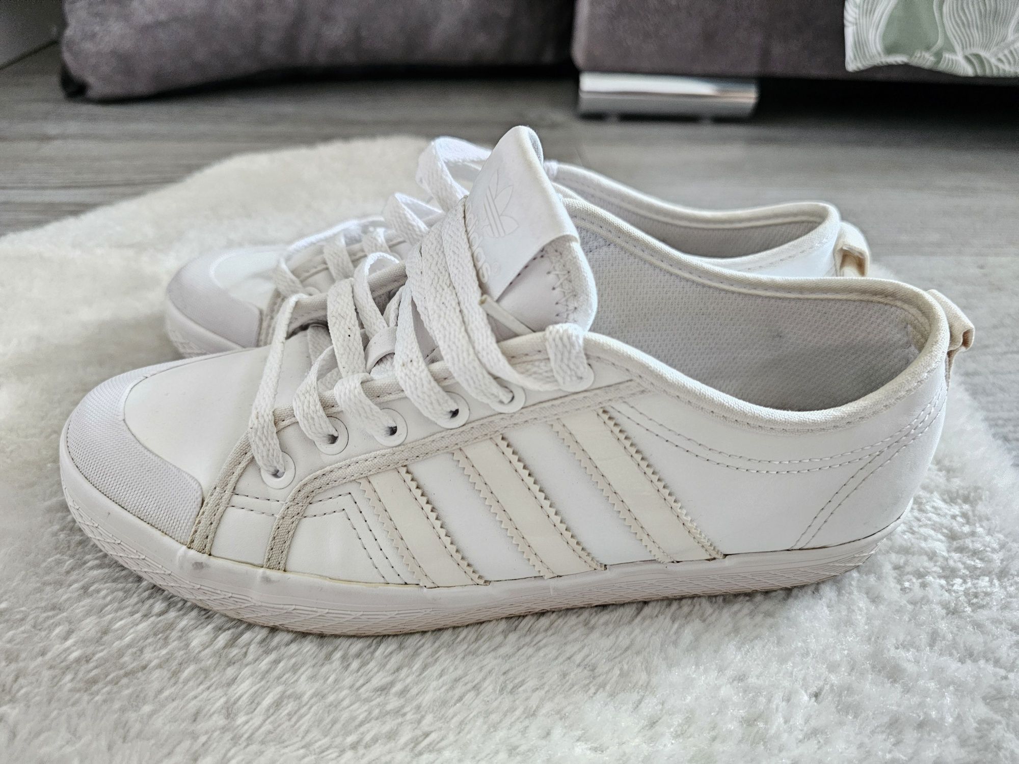 Buty Trampki Adidas Honey LO Rozmiar 40 Białe skórzane Tenisiówki