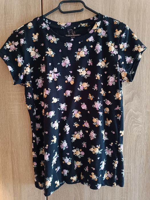 Koszulka damska w kwiaty w rozmiarze XL