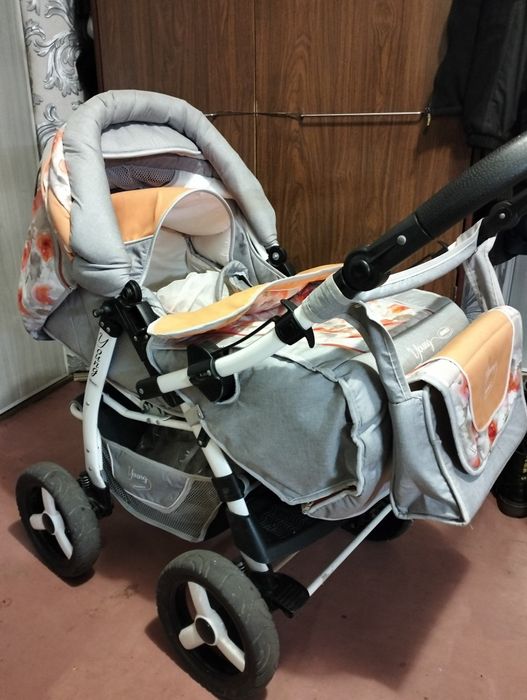 Коляска  , три в одном