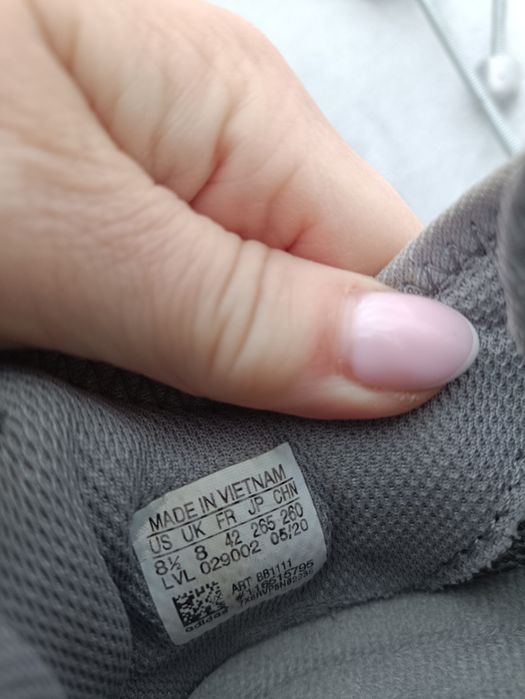 Мужские кроссовки Adidas р41.5