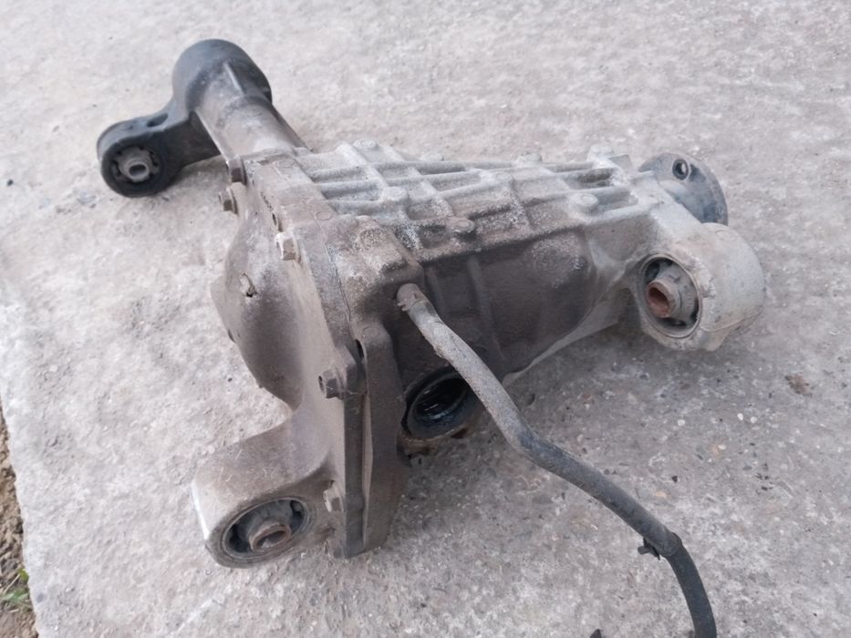 Передній міст Nissan Navara D40 Pathfinder (05-16) 2.5 DCI