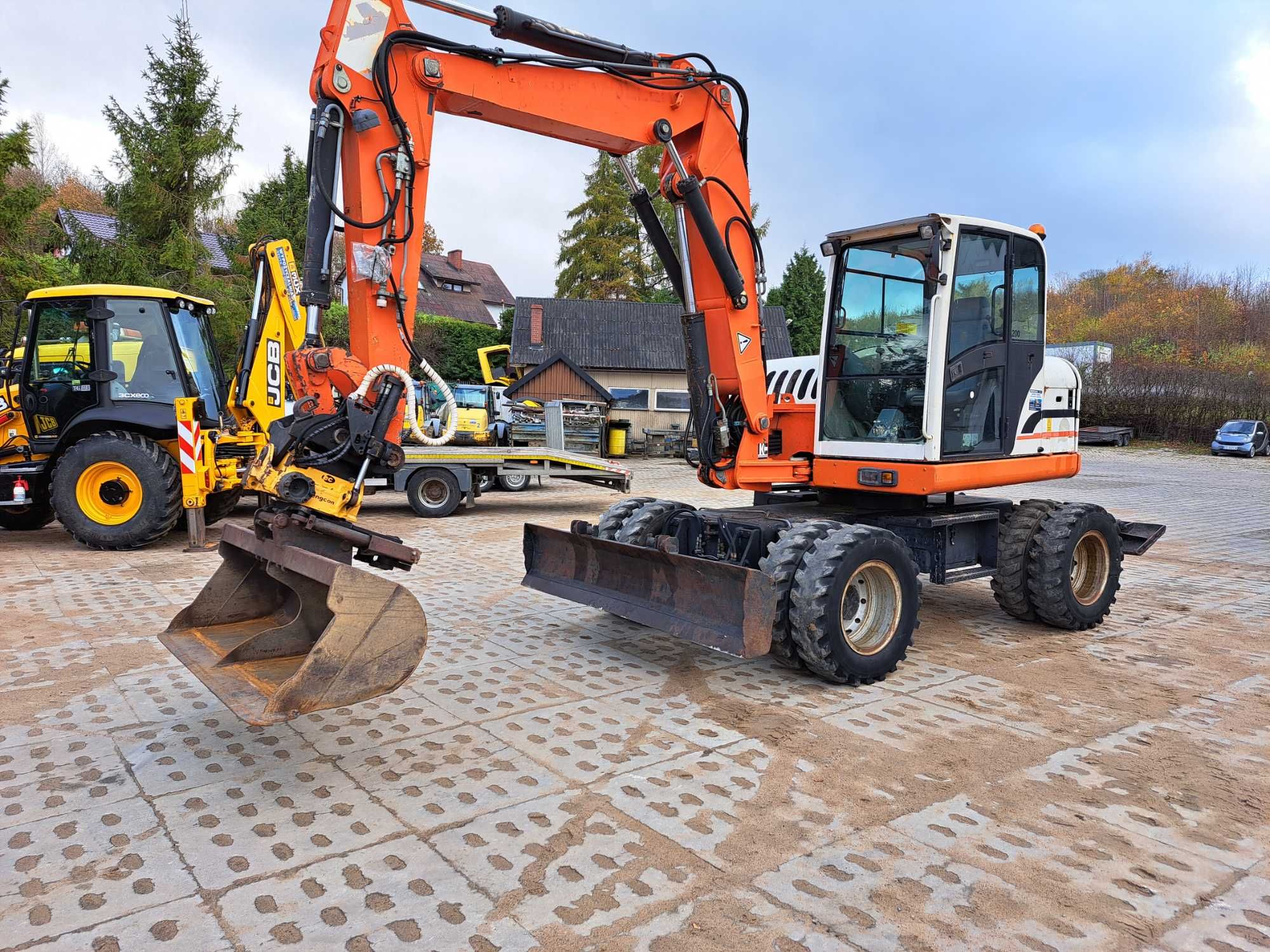 wynajmę wynajem koparki kołowej obrotowej  11,5 ton z rototilt