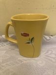 Kubek Lipton żòłty
