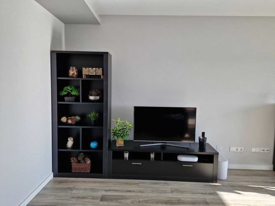 Movel TV + Estante Wengué