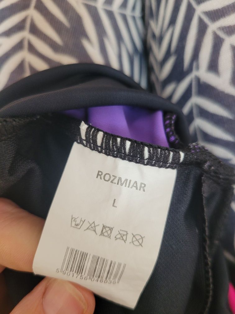 Jednoczęściowy strój kąpielowy